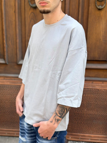 T-shirt over  cropped vari colori