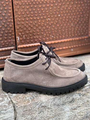 Scarpa Mocassino  uomo camoscio beige taupe suola carrarmato-0.jpeg