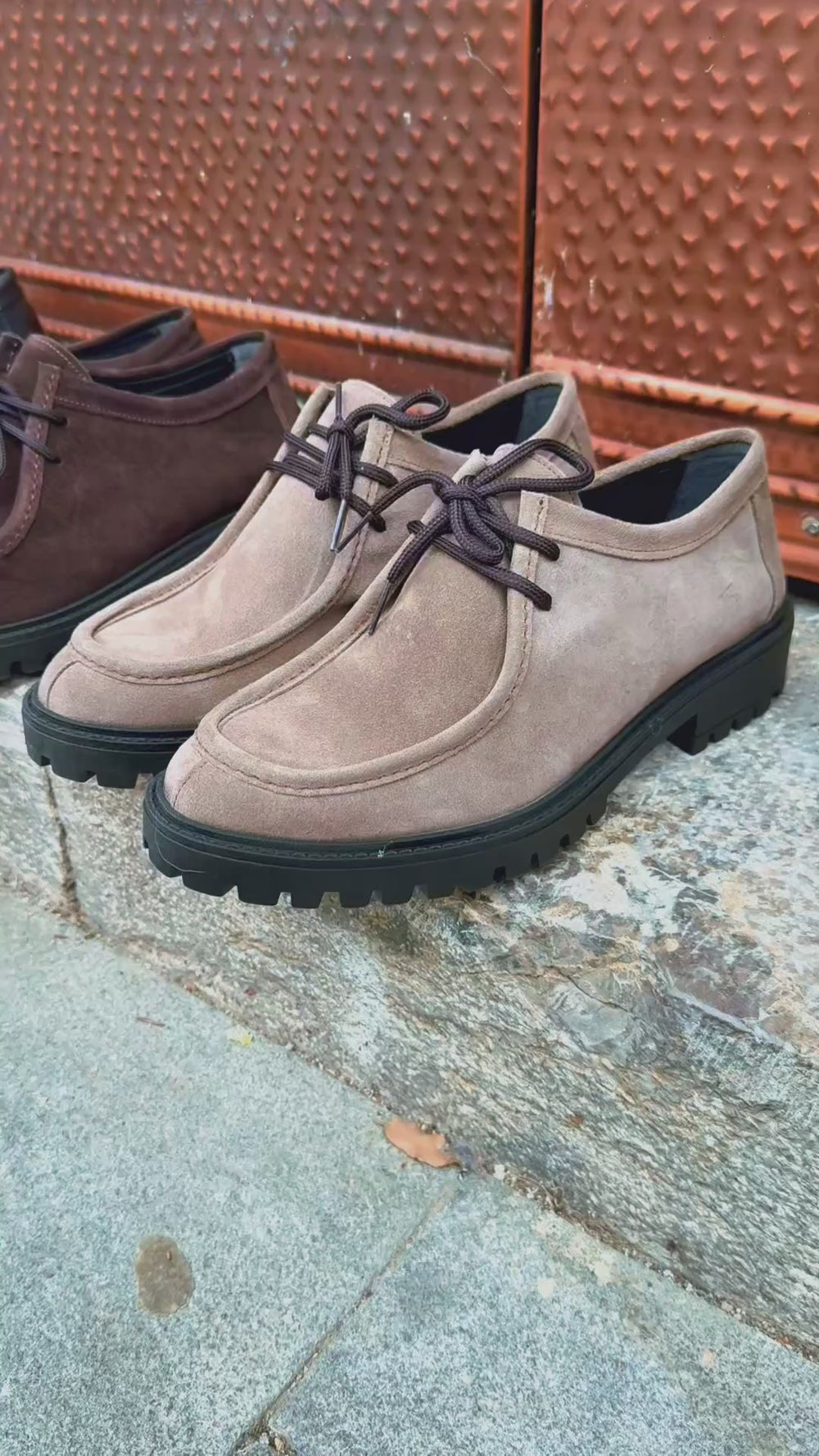 Scarpa Mocassino  uomo camoscio beige taupe suola carrarmato