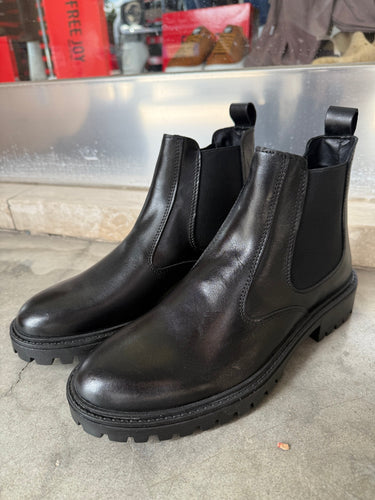 stivaletti beatles  pelle nero liscio fj-1.jpeg
